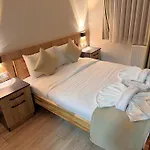 Taksim Alkan Tower Apartment *